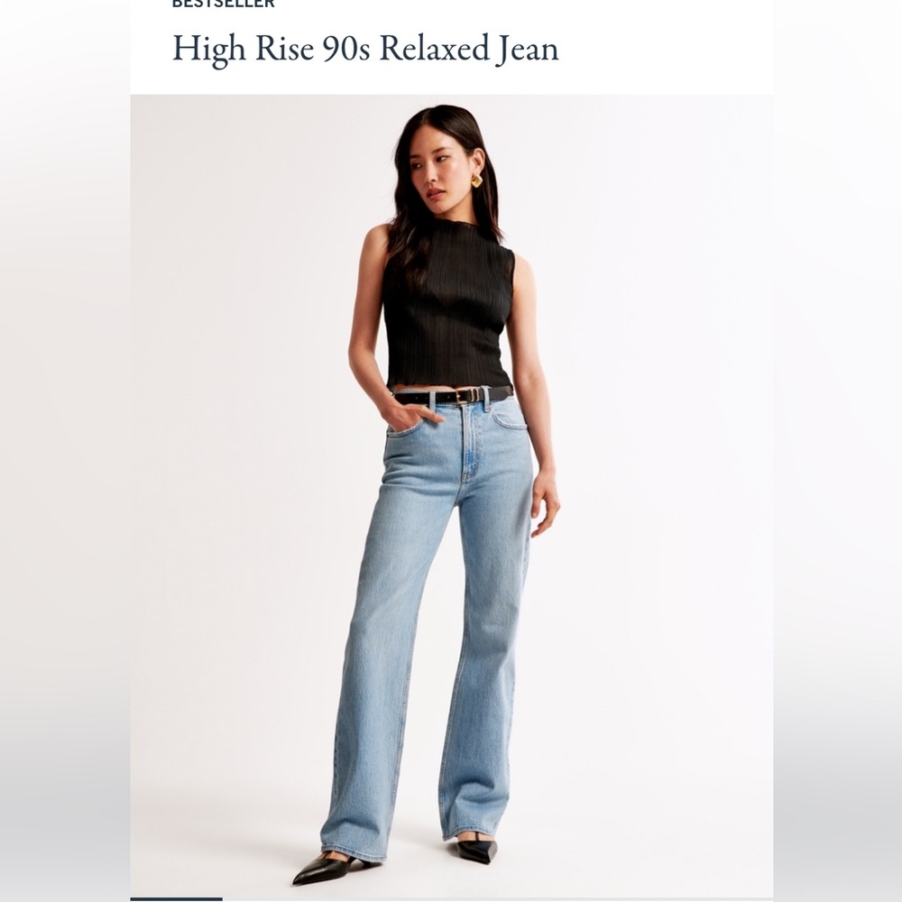 NWT • Abercrombie & Fitch • High Rise 90’s Relaxed Jean • size 26 LONG